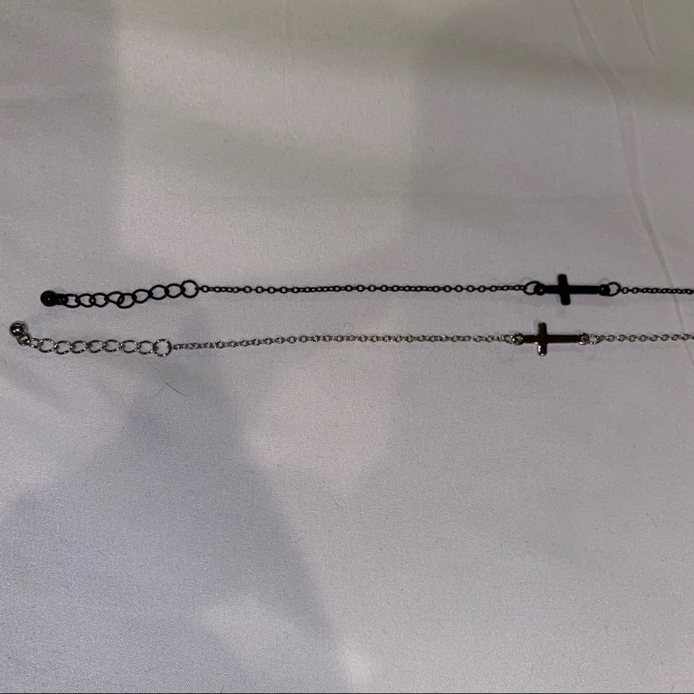 Cross bracelets - Picture 5 of 6